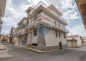 Edificio all\'aperto - Casa indipendente Via Carlo Goldoni
 
16, Grammichele - foto 2