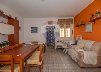 Sala da pranzo - Casa indipendente Via Carlo Goldoni
 
16, Grammichele - foto 3