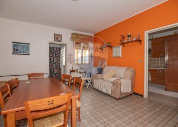 Sala da pranzo - Casa indipendente Via Carlo Goldoni
 
16, Grammichele - foto 4