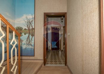 Hall / corridoio - Casa indipendente Via Carlo Goldoni
 
16, Grammichele - foto 27