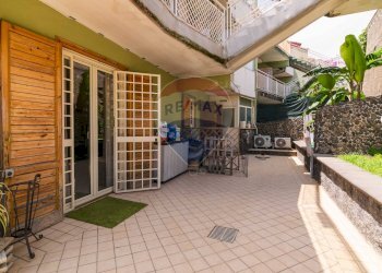 Terrazza - Casa semi indipendente Via litteri
 
90, Aci Castello - foto 4