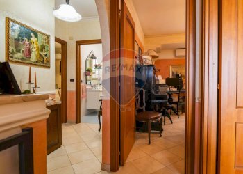 Hall / corridoio - Casa semi indipendente Via litteri
 
90, Aci Castello - foto 21