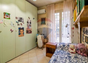 Camera / camera da letto - Casa semi indipendente Via litteri
 
90, Aci Castello - foto 24