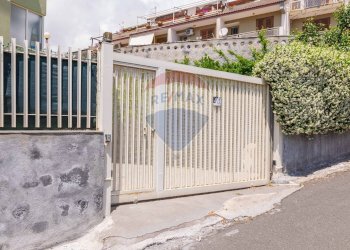 Edificio all\'aperto - Casa semi indipendente Via litteri
 
90, Aci Castello - foto 38