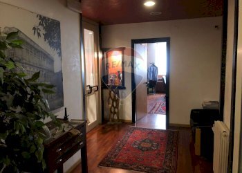 Hall / corridoio - Ufficio Via Campo Di Marte
 
4, Perugia - foto 10