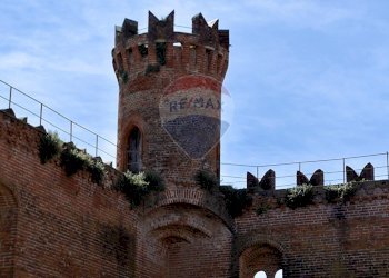 Edificio all\'aperto - Castello Via Macello, Buriasco - foto 47