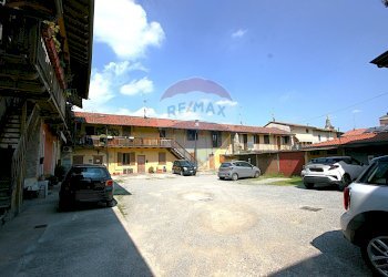 Edificio all\'aperto - Rustico VIA CESARE BATTISTI
 
22, Curno - foto 8