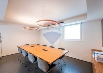 Sala da pranzo - Commercial Premises VIA ARCIPRETE ROTA
 
26/28, Lallio - photo 4