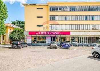 Edificio all\'aperto - Locale Commerciale Via Unità d'Italia
 
120, Olgiate Olona - foto 34