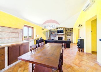 Sala da pranzo - Villa VIA DI MONTEFIORE, Formello - foto 16