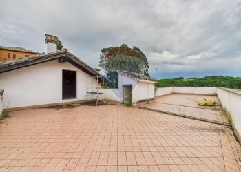 Terrazza - Villa Via Romana
 
44, Mazzano Romano - foto 24