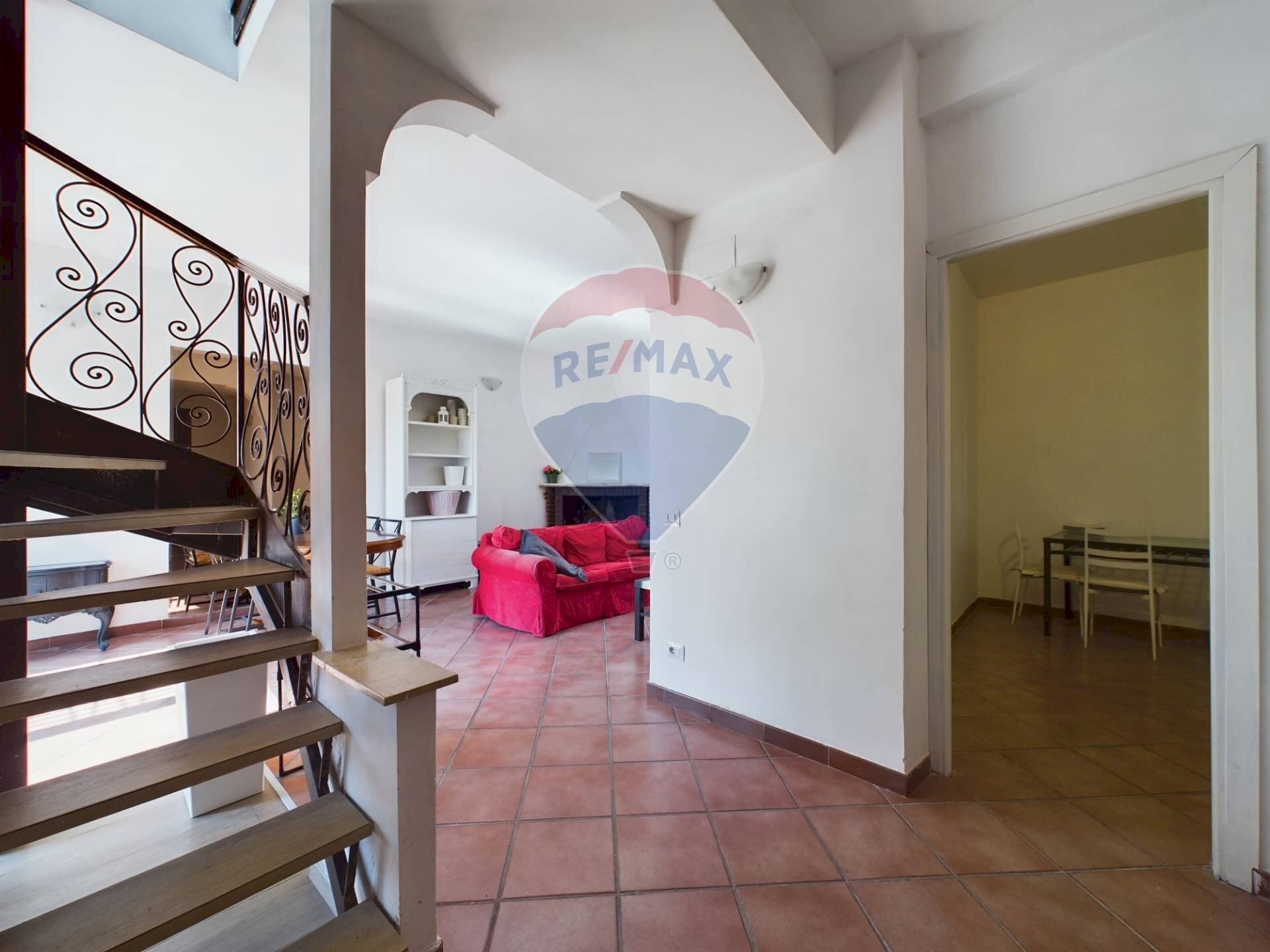 Scale - Four-room apartment via borgo sant'antonio
31, Formello - photo 2