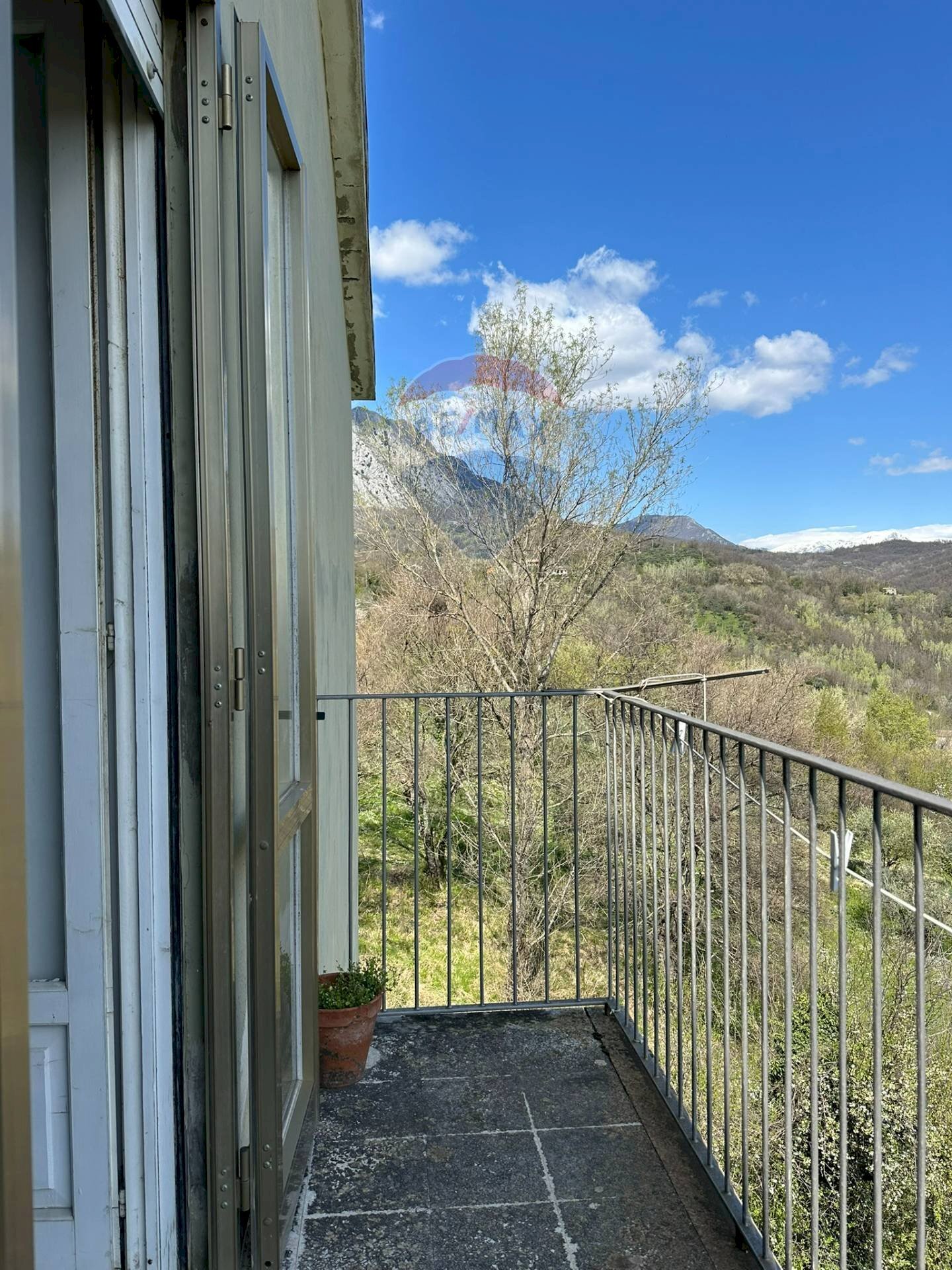 Balcone - Appartamento Via Annunziata
 
25, Scapoli - foto 3