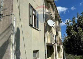 Edificio all\'aperto - Appartamento Via Annunziata
 
25, Scapoli - foto 4