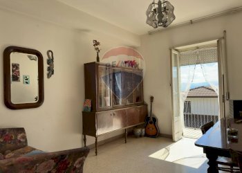 Soggiorno - Appartamento Via Annunziata
 
25, Scapoli - foto 1