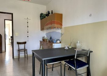 Sala da pranzo - Appartamento Via Annunziata
 
25, Scapoli - foto 89