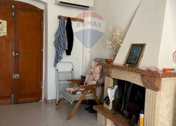 Soggiorno - Casa indipendente Via di Luzio
 
15, Pizzone - foto 14