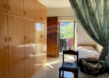 Camera / camera da letto - Casa indipendente Via di Luzio
 
15, Pizzone - foto 16