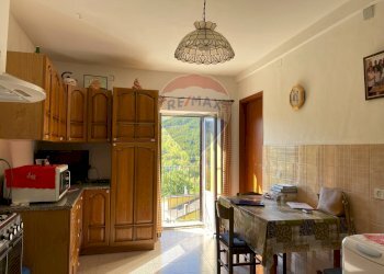 Cucina - Casa indipendente Via di Luzio
 
15, Pizzone - foto 23