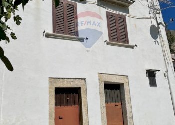 Casa all\'aperto - Casa indipendente Via di Luzio
 
15, Pizzone - foto 50