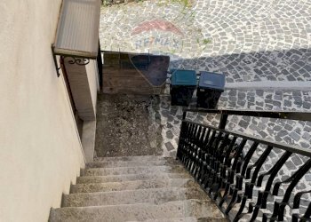 Scale - Casa indipendente Via di Luzio
 
15, Pizzone - foto 59