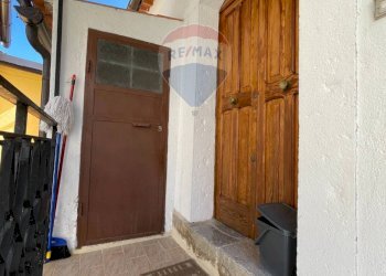 Hall / corridoio - Casa indipendente Via di Luzio
 
15, Pizzone - foto 60