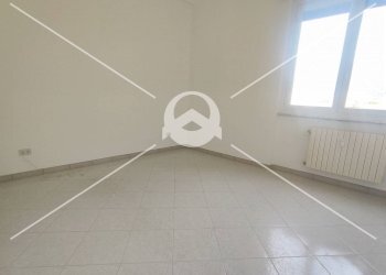 Foto 12 - Trilocale Piazza Mazzini
 
14, Loano - foto 12