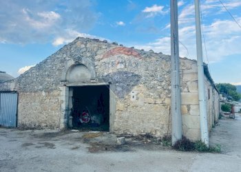 Casa all\'aperto - Rustico Contrada san Giacomo - Montesano
 
snc, Modica - foto 1