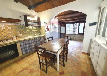 Sala da pranzo - Casa indipendente Via Blanca
 
25, Chiaramonte Gulfi - foto 2