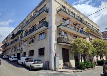 Foto 1 - Negozio Belpasso - foto 1