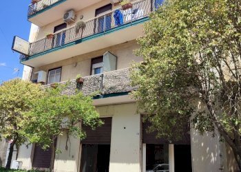 Foto 3 - Negozio Belpasso - foto 3