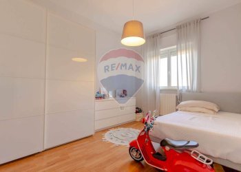 Camera / camera da letto - Quadrilocale Via Fratelli De Filippo
 
29, Bari - foto 15