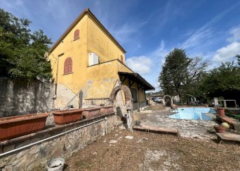 Foto 2 - Villa Via Carlo Rapugliano
 
44, Caserta - photo 2