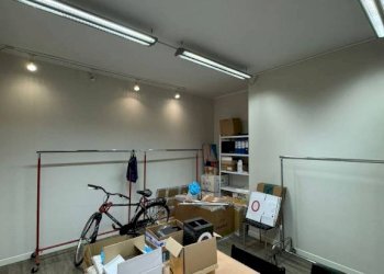 Interno non residenziale - Negozio via Alessandro Manzoni, Carpi - foto 3