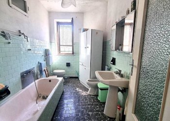 Bagno - Rustico corso Alessandria, 276, Mombercelli - foto 14
