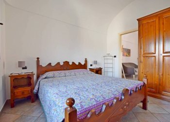 Camera da letto - Bilocale via Gerolamo Bella, 1, Carrù - foto 10