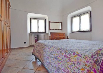 Camera da letto - Bilocale via Gerolamo Bella, 1, Carrù - foto 13