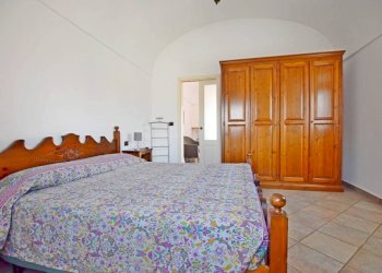 Camera da letto - Bilocale via Gerolamo Bella, 1, Carrù - foto 15