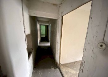 Corridoio - Stabile - Palazzo via Laurent Martinet, 23, Aosta - foto 7