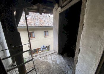 Cantina - Stabile - Palazzo via Laurent Martinet, 23, Aosta - foto 17