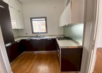 Cucina - Trilocale via Arco, 1, Milano - foto 3