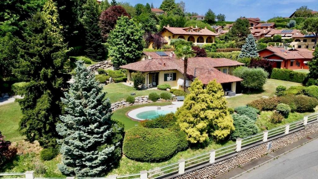 Facciata - Villa via Castellazzo, 15, Occhieppo Superiore - foto 1