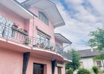 Facciata - Villa strada Villarello, 15, Ceva - foto 15