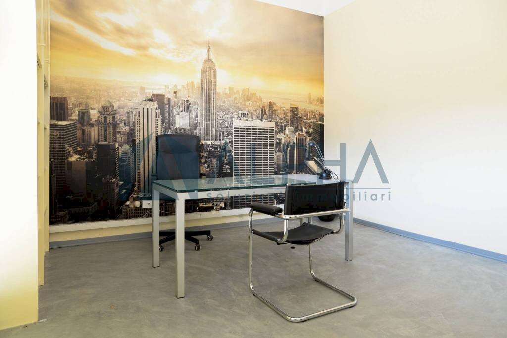 Interno non residenziale - Negozio piazza Giuseppe Mazzini, San Mauro Pascoli - foto 1