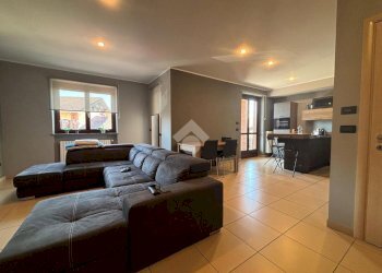 Four-room apartment Via Falcone e Borsellino, Castagnole Piemonte - photo 2