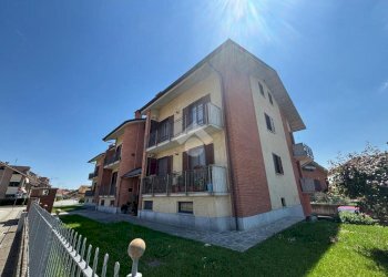 Four-room apartment Via Falcone e Borsellino, Castagnole Piemonte - photo 16