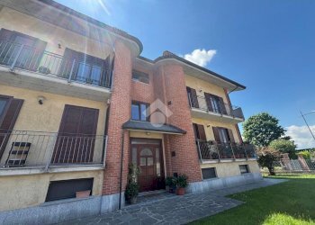 Four-room apartment Via Falcone e Borsellino, Castagnole Piemonte - photo 22