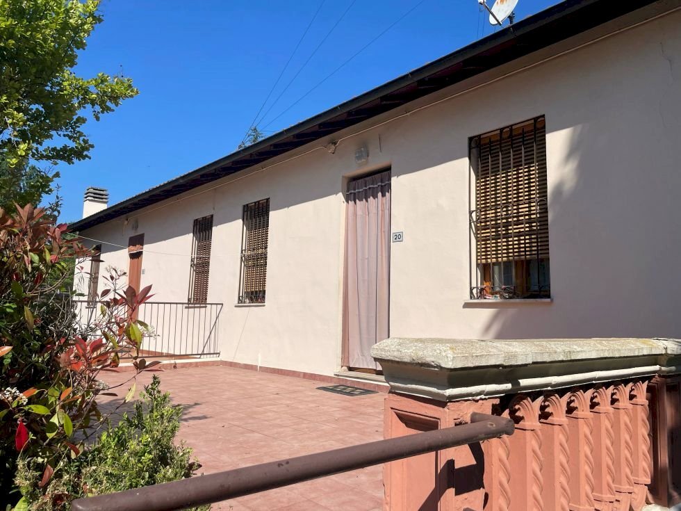 Porzione di casa Casalfiumanese - foto 2