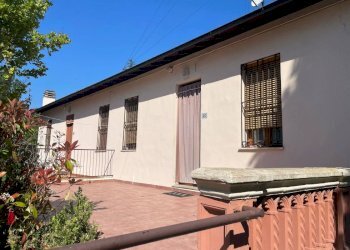 Porzione di casa Casalfiumanese - foto 2