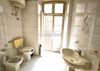Bagno - Appartamento piazza Statuto, 34, Asti - foto 14